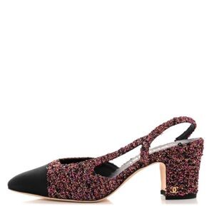 Chanel. Size 38. Tweed Grosgrain Cap Toe CC Sling-backs